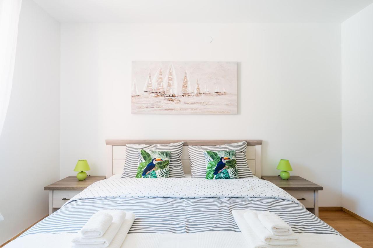 Downtown Apartments Dorian And Nadia Opatija Luaran gambar
