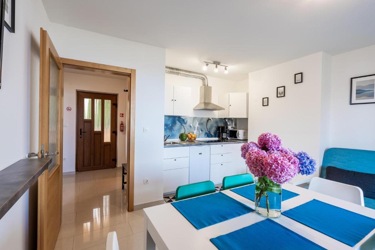 Downtown Apartments Dorian And Nadia Opatija Luaran gambar